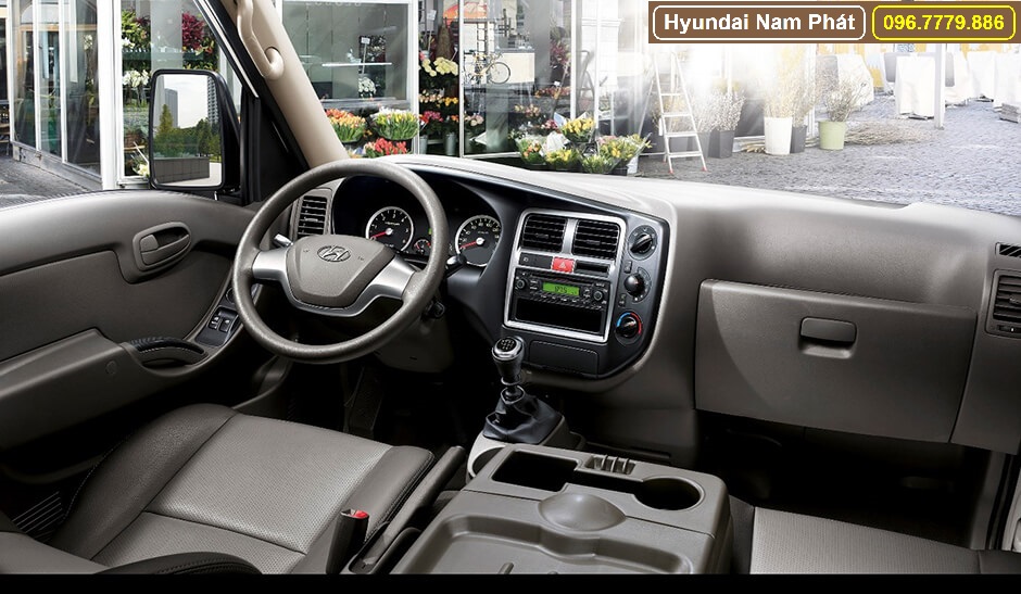 tien nghi xe tai hyundai porter h150 1,5 tan